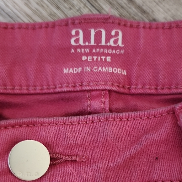 a.n.a Pink Ankle Cropped Jeans - Picture 2 of 8
